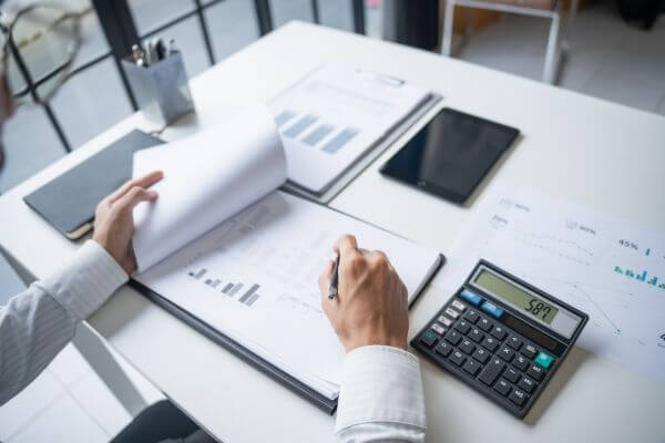 perbedaan perpetual dan periodik